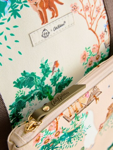 Geantă de călătorie 'Great Ormond Street' de la Cath Kidston pe alb