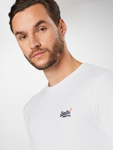 Superdry Regular fit T-shirt i vit