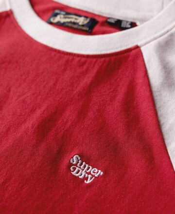 Superdry T-Shirt in Rot