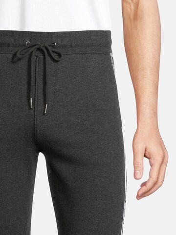 Effilé Pantalon 'HERITAGE' AÉROPOSTALE en gris