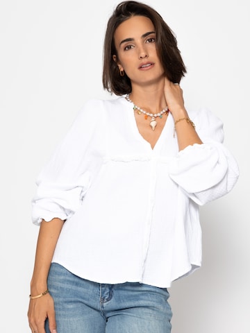 SASSYCLASSY Blouse in White