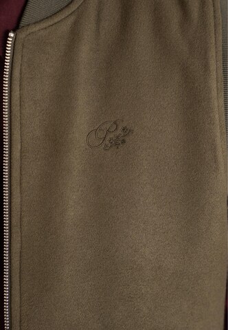 Prohibited Vest 'Scout' in Green