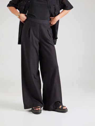 PIECES Loose fit Pleat-front trousers 'MINIDI' in Black: front