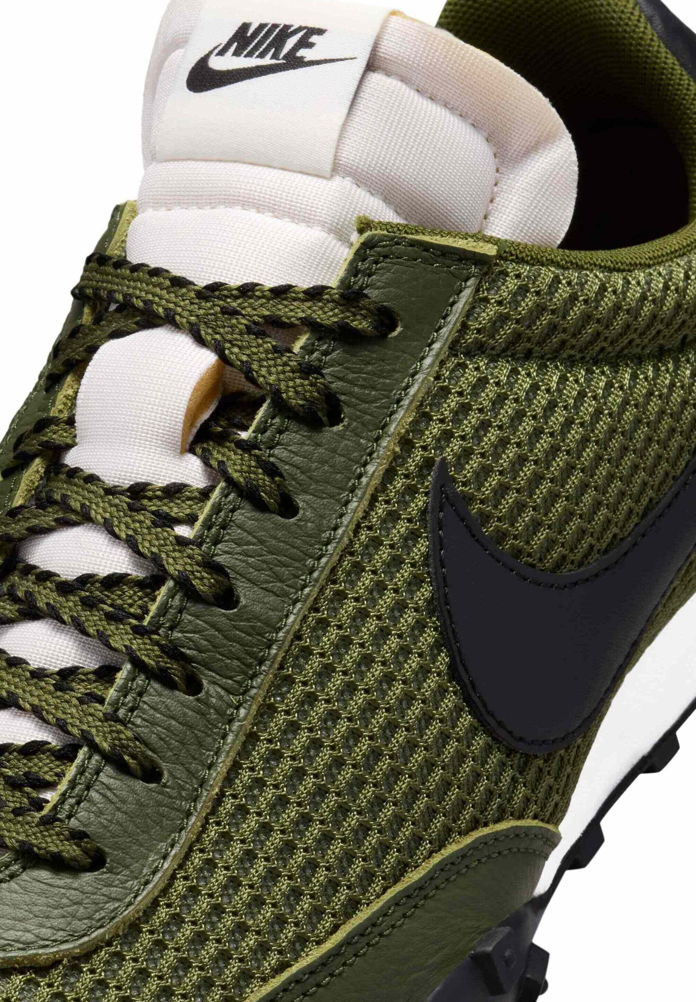 Nike Sportswear Ниски маратонки 'Waffle Racer' в зелено