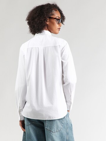 Pepe Jeans Blus i vit: baksida