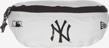 Marsupio 'MLB New York Yankees' di NEW ERA in bianco: frontale