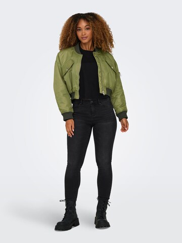 Veste mi-saison 'SVEA' ONLY en vert