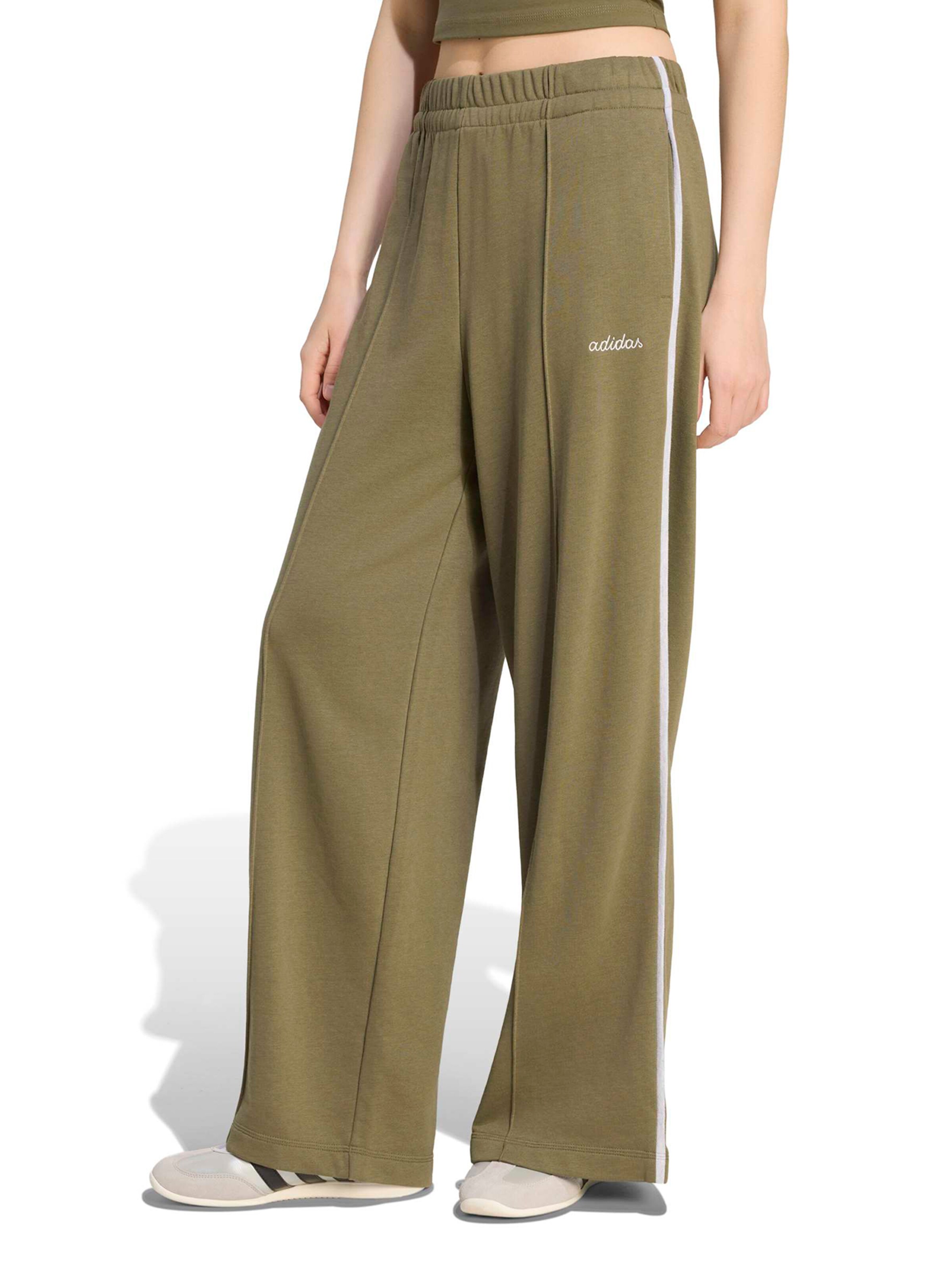 Wide Leg Pantalon de sport 'Seasonal Essentials' ADIDAS SPORTSWEAR en vert : devant