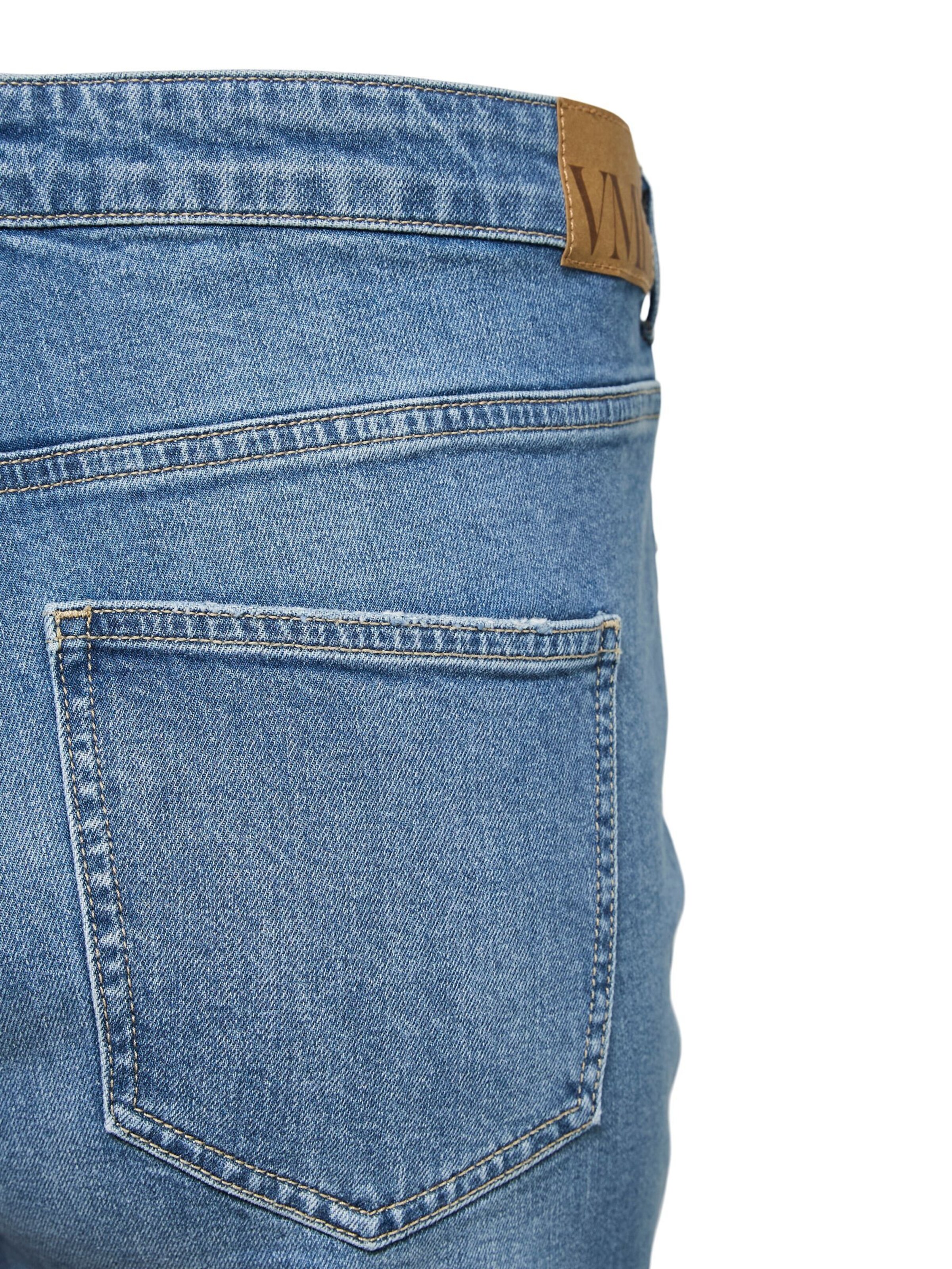 Vero Moda Curve Regular Jeans 'Tessa' in Blauw