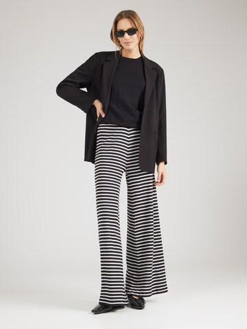 Pull-over 'YASLena' YAS en noir