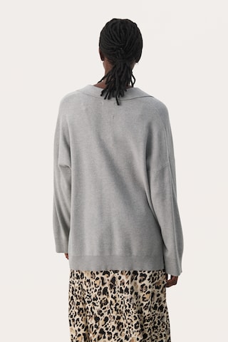 Pull-over 'Natara' Part Two en gris