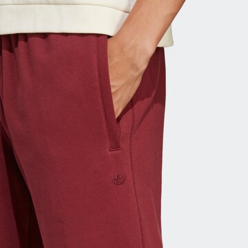 Tapered Pantaloni 'Adicolor Contempo' di ADIDAS ORIGINALS in rosso