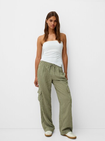 Bershka Loosefit Kapsáče – zelená