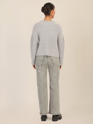 APART Pullover in Grau