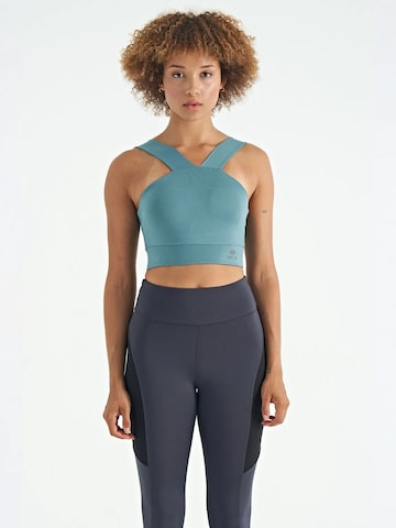Haut de sport Tommy Life en bleu : devant