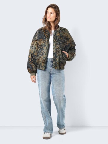 Noisy may Between-season jacket in Green