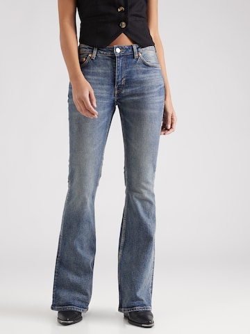 Flared Jeans 'Flame' di WEEKDAY in blu: frontale