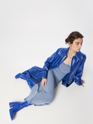 Robe 'Tania' WEEKDAY en bleu