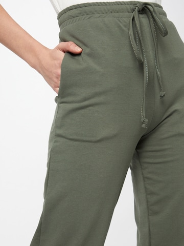WAL G. Tapered Trousers 'Bethan' in Green