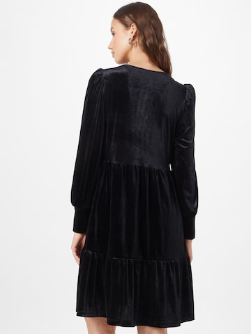 Claire Košeľové šaty 'Djinna' - Čierna