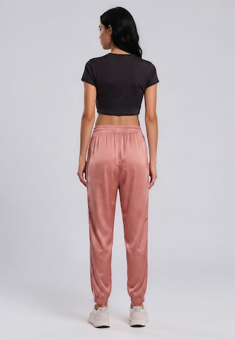 Sergio Tacchini Tapered Broek 'Metropolitan' in Roze