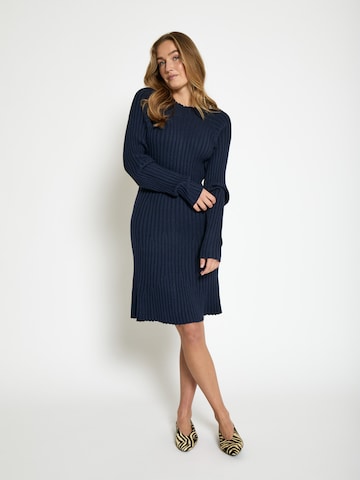 Robes en maille 'Anna' Peppercorn en bleu