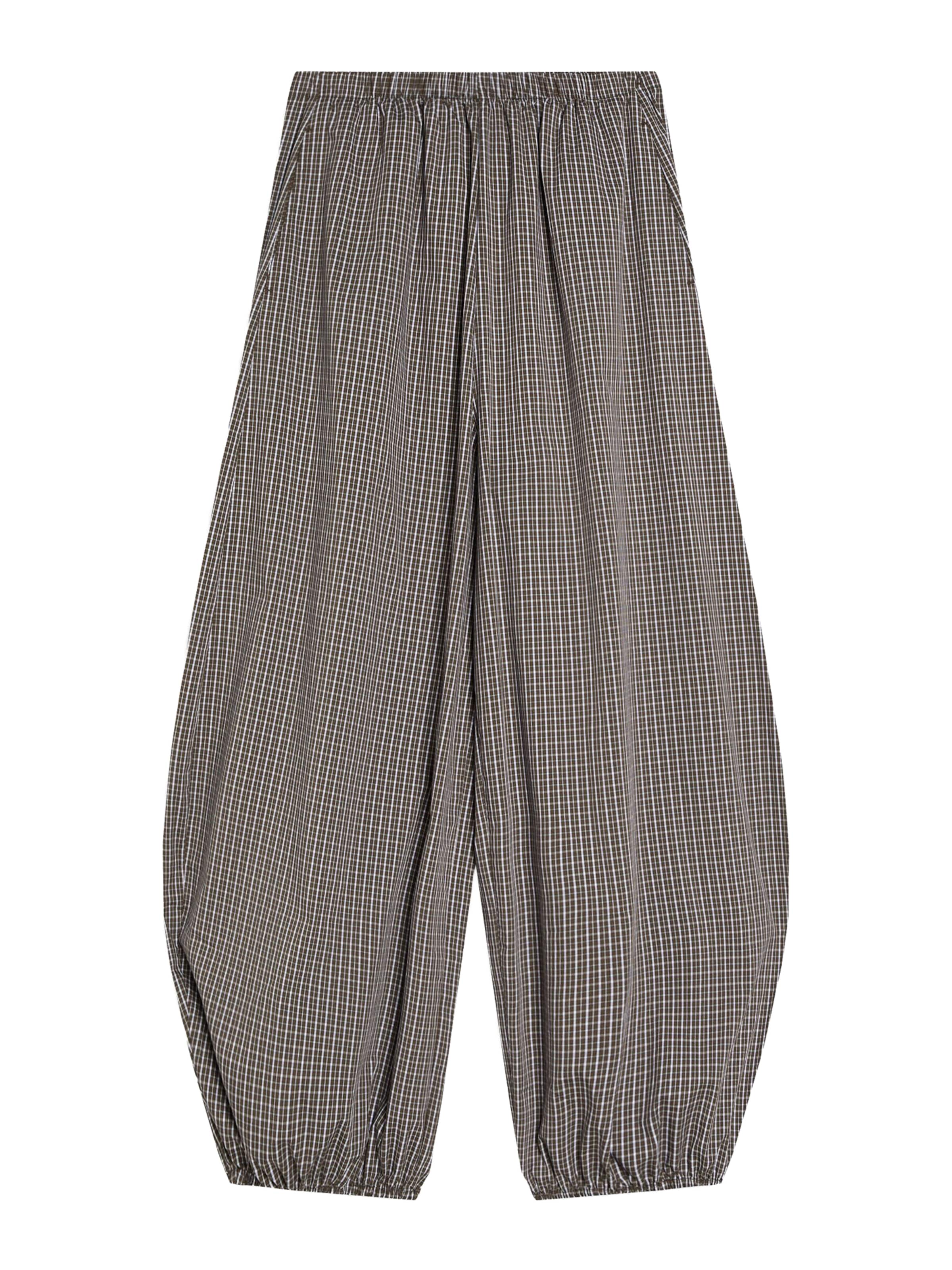 Bershka Housut värissä vihreä: etupuoli