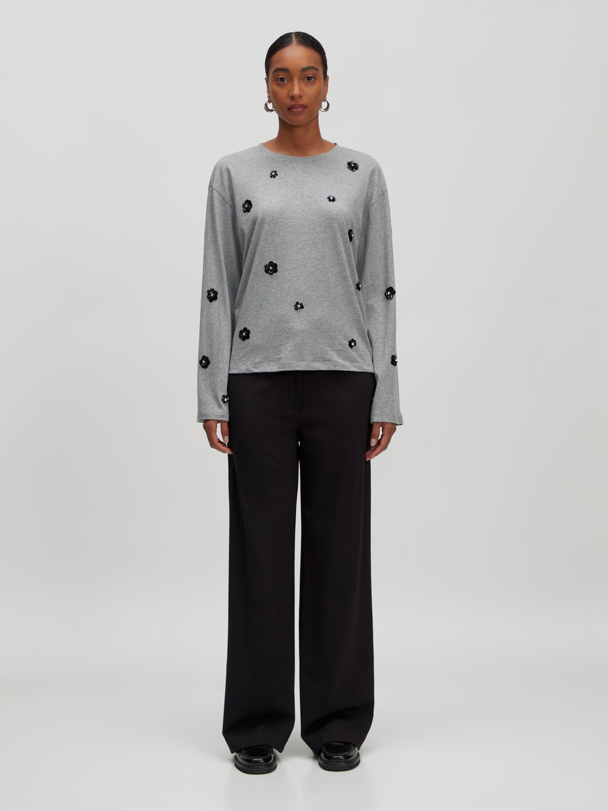 EDITED Producten Shirt 'Rosiel' Grijs