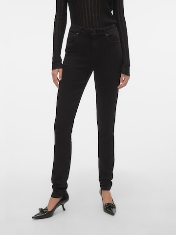 VERO MODA Slimfit Jeans 'JUNE' i sort: forside