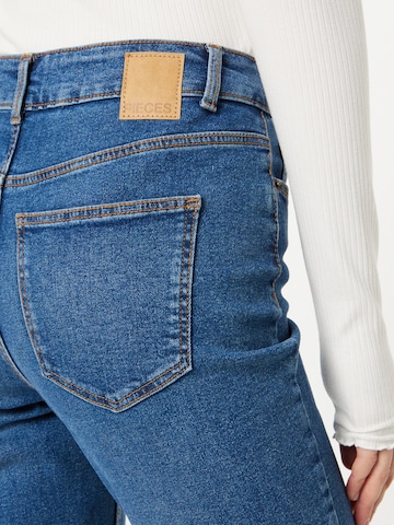 PIECES Regular Jeans 'Luna' in Blauw