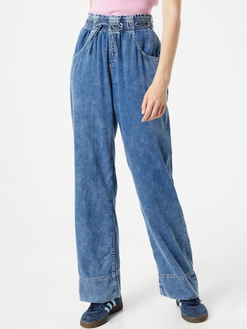 QS Wide leg Jeans in Blue: front