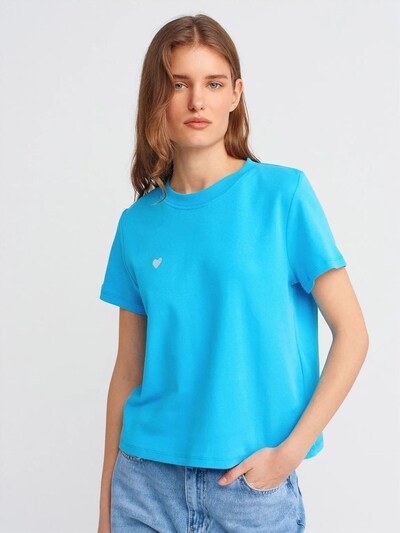 Dilvin T-shirt en M en bleu ciel, Vue avec produit