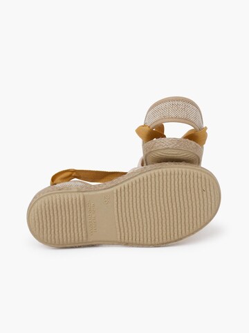 Pisamonas - Sandalias en amarillo