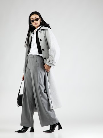 GAP - Perna larga Calças com vincos em cinzento