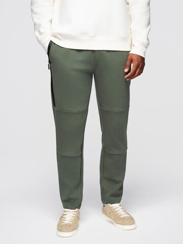Effilé Pantalon Ombre en vert : devant