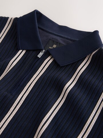 Next Тениска в синьо