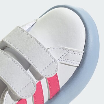 Baskets 'Grand Court 2.0' ADIDAS ORIGINALS en blanc