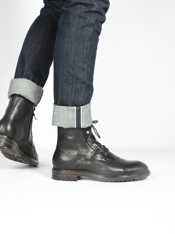 BLACKSTONE - Botas com atacadores 'Lester UG21' em preto