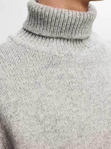 SELECTED Pullover 'Cody' in Grau