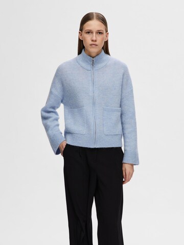 Cardigan SELECTED en bleu : devant