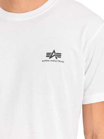 ALPHA INDUSTRIES Shirt 'Basic Small Logo'‌‌ in Weiß