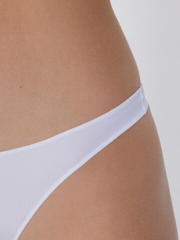 Tezenis Thong in White