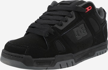 Sneaker bassa 'STAG' di DC Shoes in nero: frontale