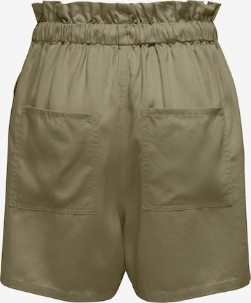 ONLY Loosefit Shorts 'Kenya' in Grün