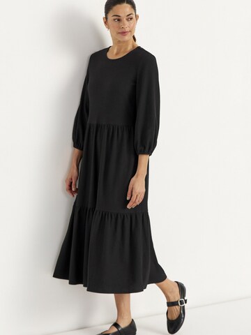 Cellbes of Sweden Dress in Black: front