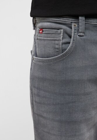 MUSTANG Slimfit Jeans in Schwarz