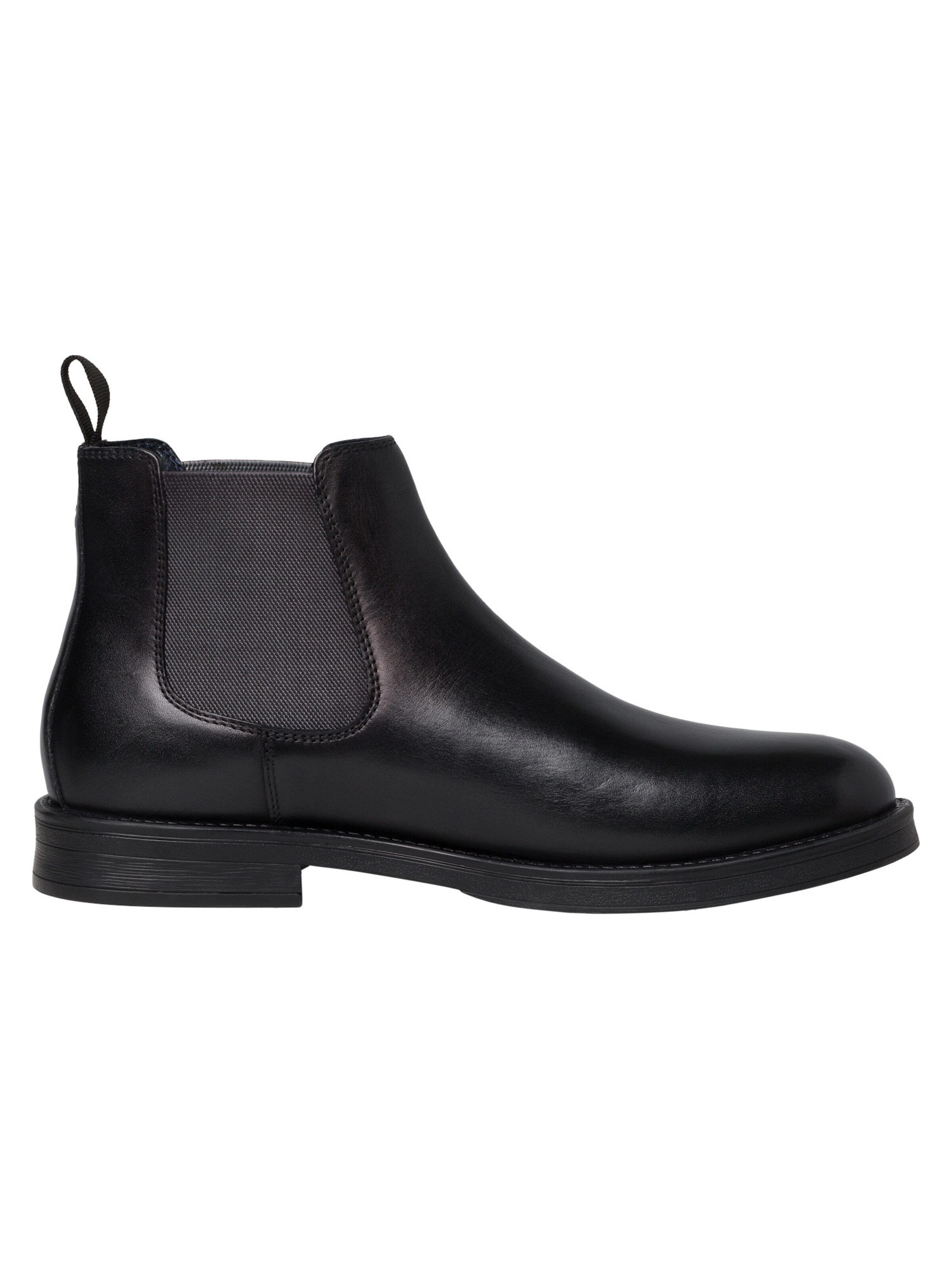 s.Oliver Chelsea Boots in Schwarz