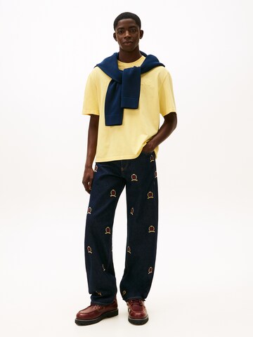 Tommy Jeans Shirt '90S NEW CLASSICS' in Geel