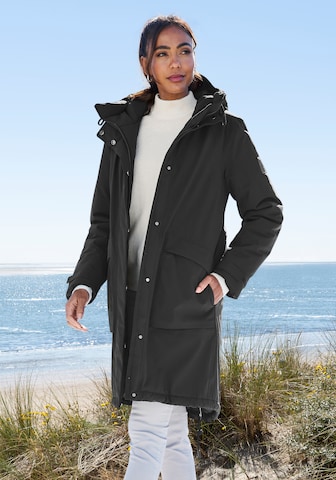 Elbsand Between-Seasons Parka in Black: front