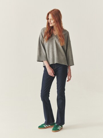 TATUUM Sweater 'Miuu' in Grey